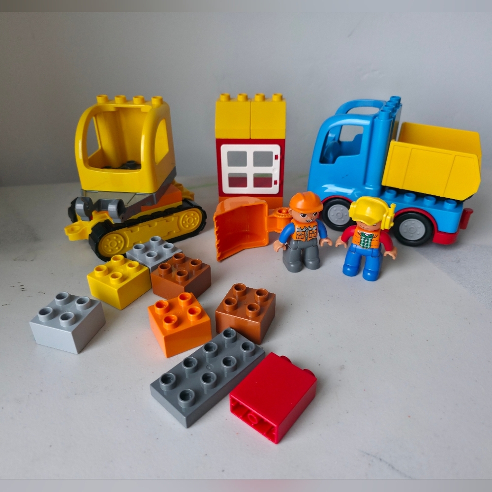 duplo lego assorted construction set
